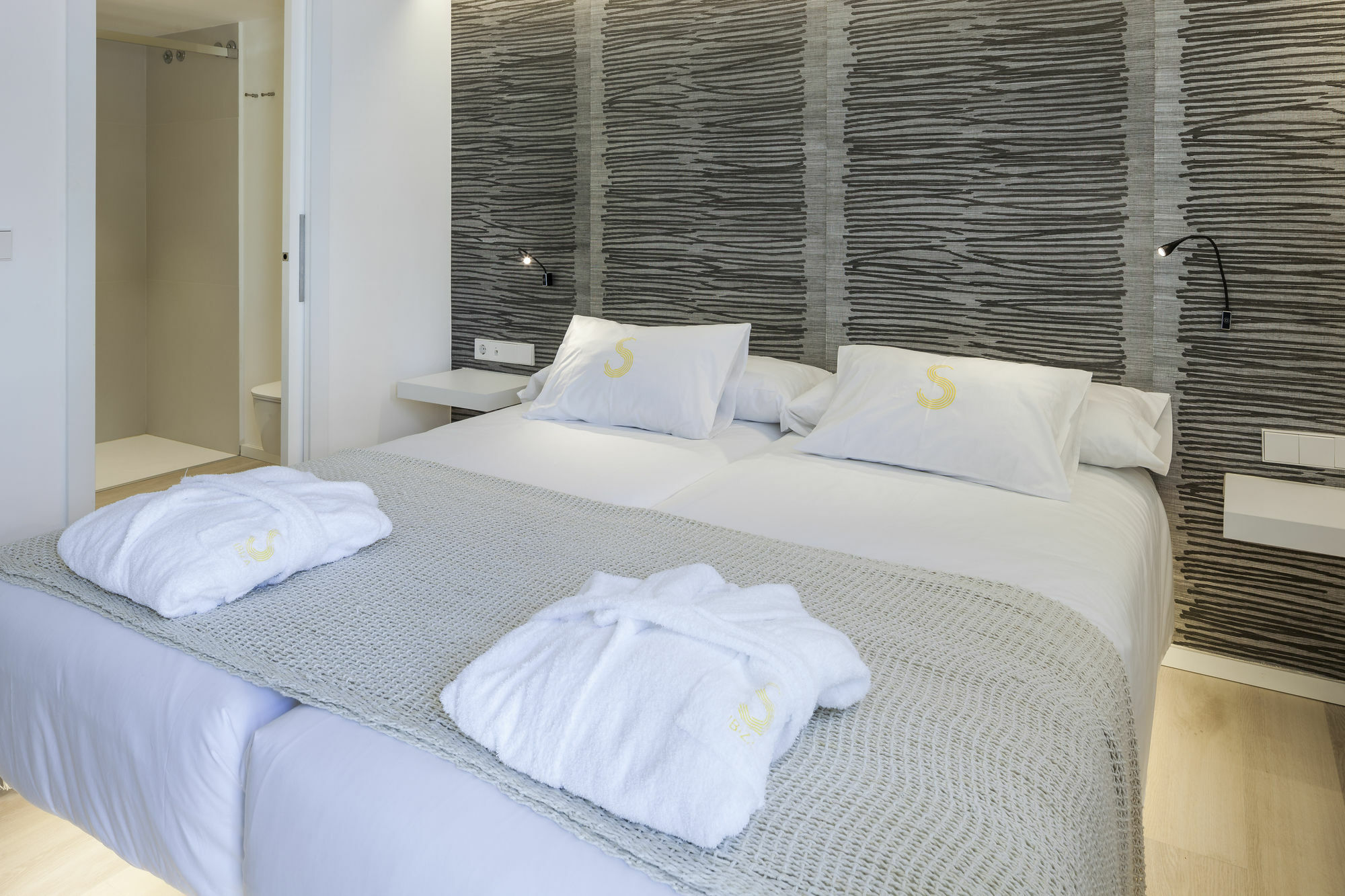 Sud Ibiza Suites Cidade de Ibiza Exterior foto